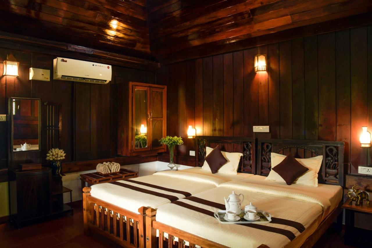 Stayvista At La Riva Heritage Villa With Bicycle Alappuzha Exterior foto